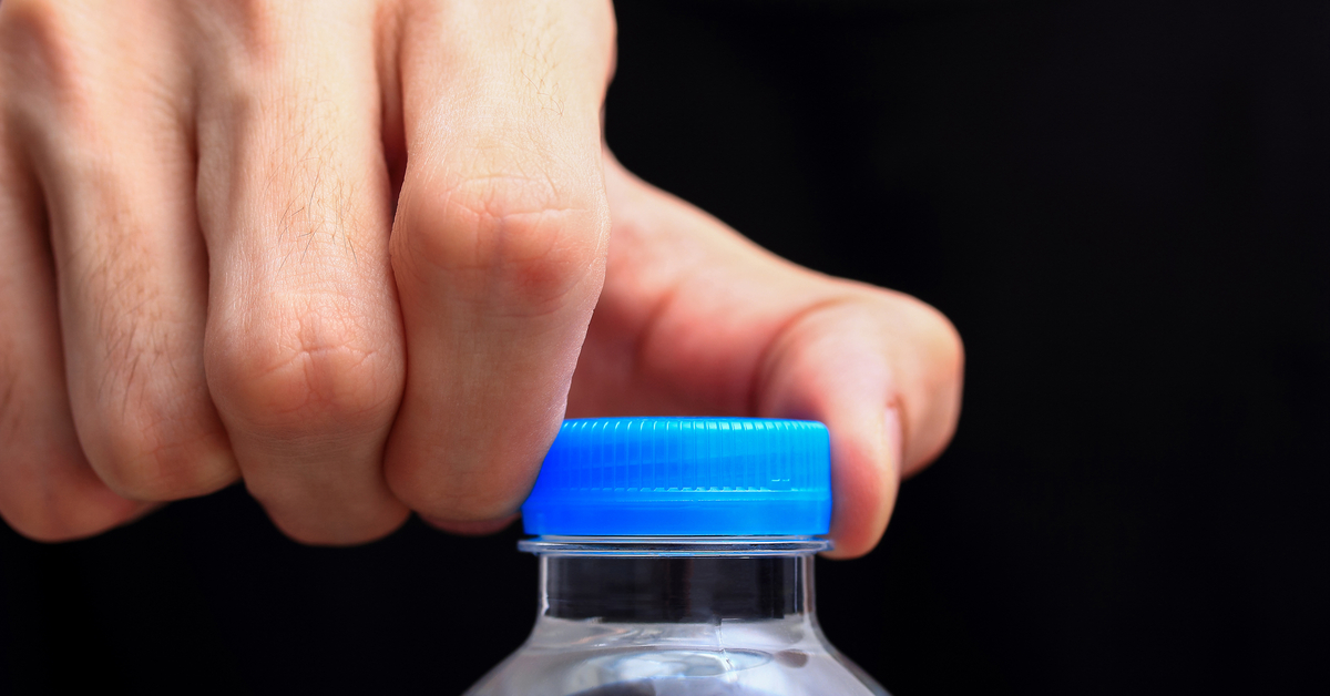 How to Make a Water Bottle Cap Pop off with Air Pressure: 10 Steps