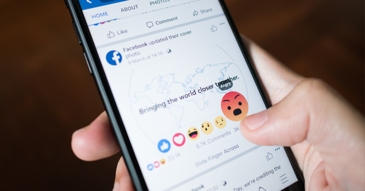 Fb Risk Post 8 Things Insecure People Post on Facebook - Goody Feed