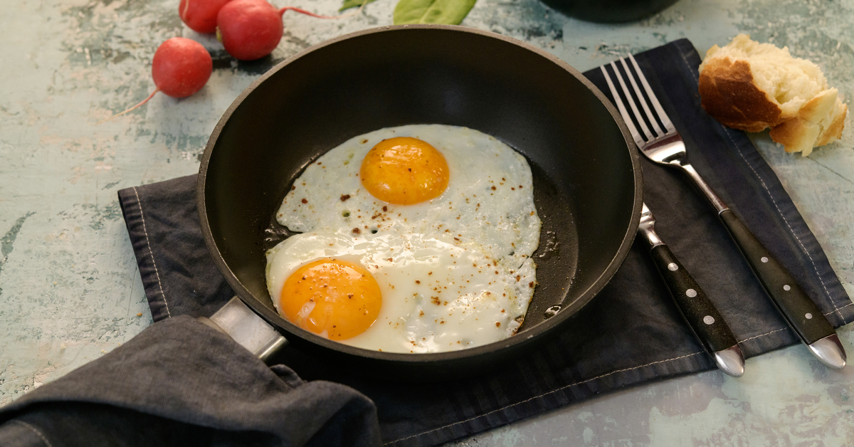 8 Health Benefits of Having Two Eggs a Day Based on Studies & Not