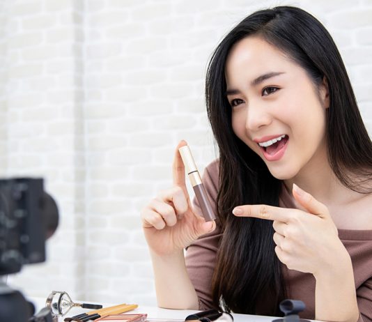Here’s How Much Influencers / YouTubers Earn in S’pore & It’s More Than You Expected