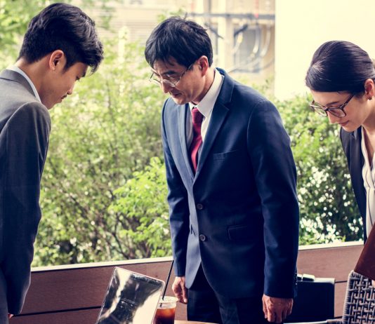 The Japaneses Have a 1-Minute Trick That Stops You From Being Lazy