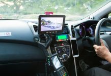 Taxi Driver Earned Praises For Returning Lost Phone & Refusing Any Reward