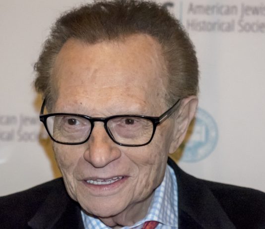 10 Facts About Larry King, the Late Talkshow Host Who Just Passed Away After Contracting COVID-19