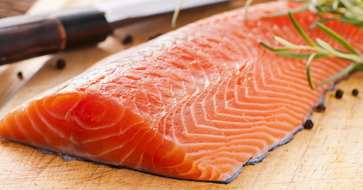 Facts About Farmed Salmon vs Wild Salmon (There’s a Risk of Having Farmed Salmon!)