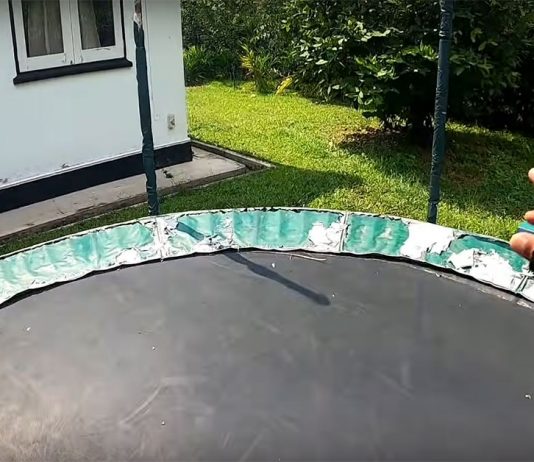 Wholesome TikTok Video of GrabFood Delivery Rider Jumping on a Trampoline Gets Over 1M Views