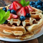 Malay Woman Alleges That PrimaDeli Staff Told Her No More Waffles, Then Sold Last Waffle to Chinese Man Behind Her