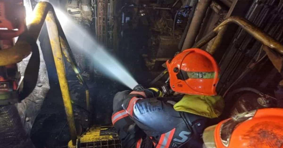 Tugboat in West Coast Caught Fire; 8 Taken to SGH for Smoke Inhalation ...