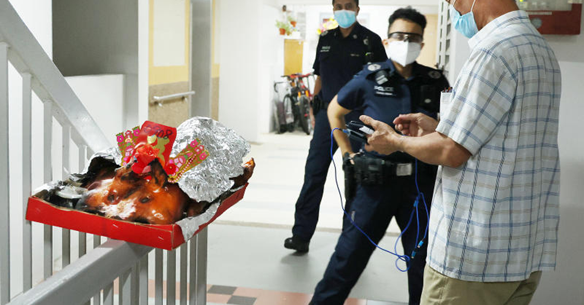 'Prankster' Ordered Whole Roasted Pig With CashonDelivery to a Malay