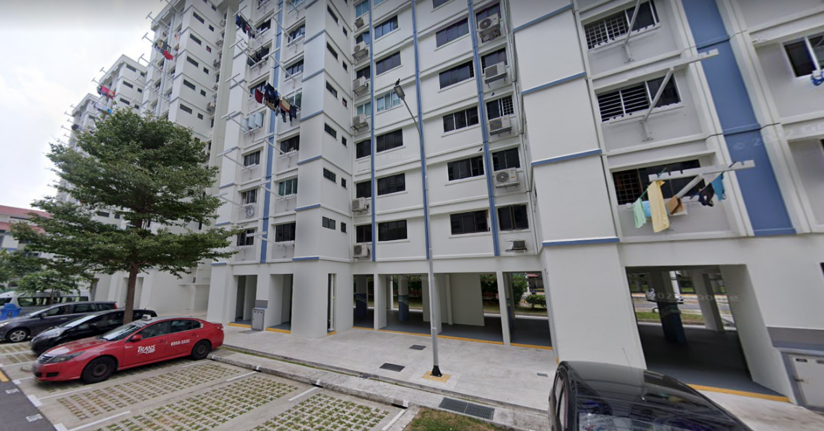 14YO Girl & Her 84YO Grandfather Found Dead at Bukit Batok Void Deck ...