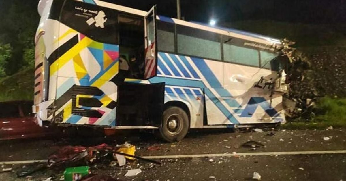 2人起诉涉及最近从新加坡飞往吉隆坡的致命车祸的巴士公司