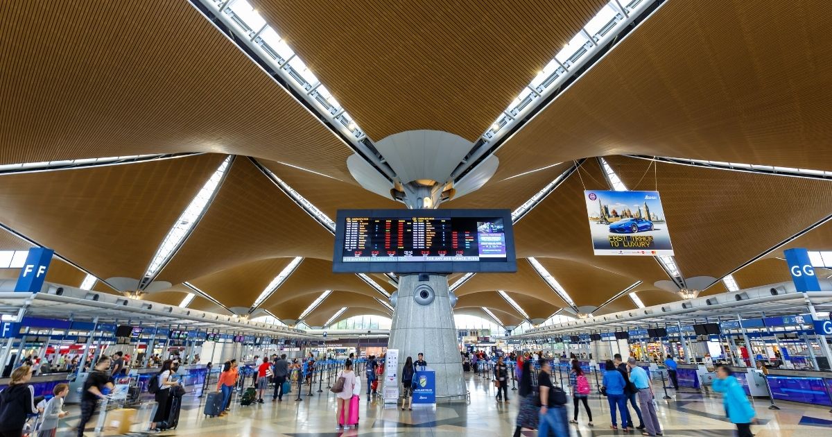 关于指控移民官员腐败的吉隆坡国际机场事件的一切