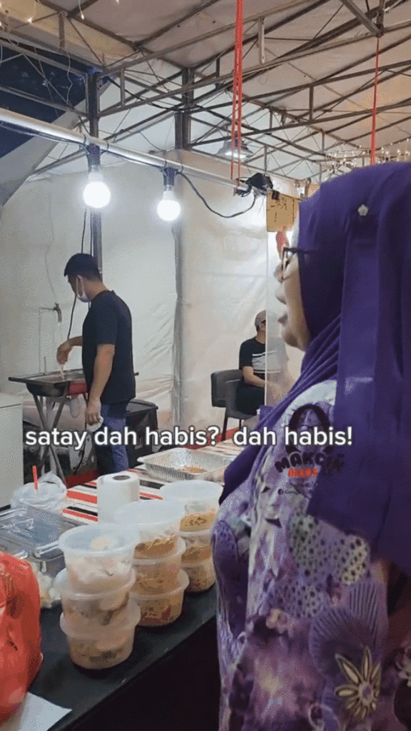 tiktok-bazaar-lambak-sembawang