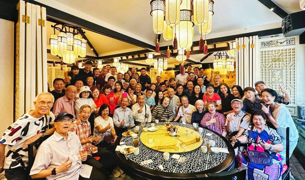 Xie Shaoguang is in S’pore for a Gathering With Former SBC Artistes ...