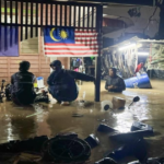 johor-floods-evacuate-hari-raya
