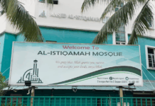 mosque-suspicious-parcel
