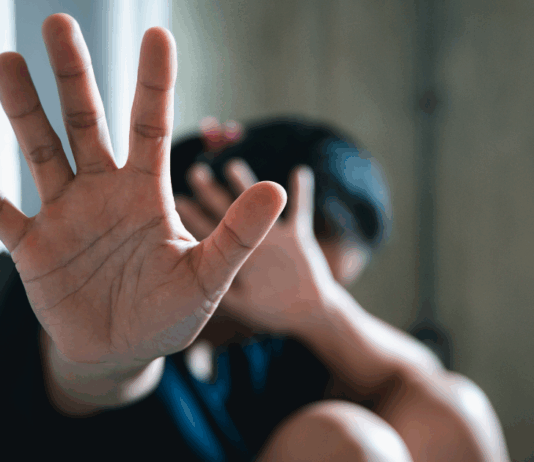 54-Year-Old Father and Filipino Girlfriend Jailed for Orchestrated Sexual Abuse of 11-Year-Old Girl father-filipino-girlfriend-jailed-sexual-abuse