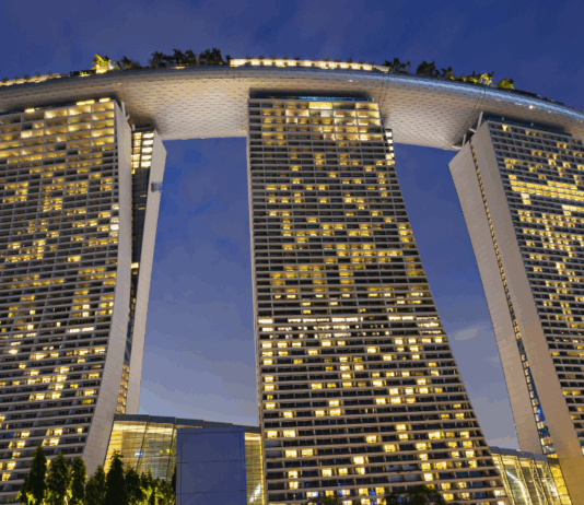 marina-bay-sands-fined-stolen-data