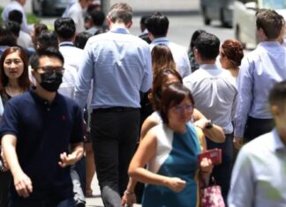 3 Million Singaporeans to Receive Up to S$600 Cash in December 2025