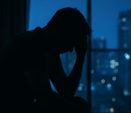 Singaporean Man Takes His Life Weeks After Girlfriend Ends 8-Year Relationship