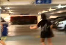 Man Allegedly Follows 2 Women in Sengkang, Runs Away Saying “I’m Sorry” After They Chase Him Video still of women confronting a man behind an HDB pillar in Sengkang