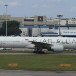 Widow of British Man Who Died After SQ321 Turbulence Sues Singapore Airlines Over Spinal Injuries