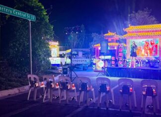 Lian Tian Gong cemetery getai at Choa Chu Kang Cemetery Central St 32