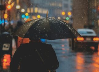 Rainy Singapore street scene after sudden cool weather