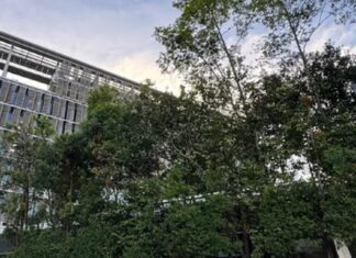 Exterior view of Khoo Teck Puat Hospital in Yishun