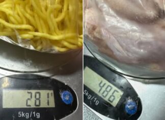 Kitchen scale photos of wet-market chicken wings and noodles weighing less than paid weight in Yishun complaint