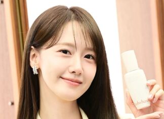 Girls’ Generation’s Yoona to Appear at ION Orchard on 11 Sep for Sulwhasoo Pop-Up Girls’ Generation’s Yoona holding a Sulwhasoo product at a brand photocall