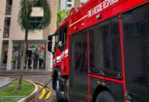 SCDF fire engine and hoses at Block 479 Segar Road Bukit Panjang HDB fire (SCDF Facebook via 8world)