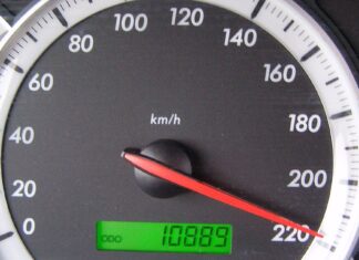 Driver Who Hit 221kmh on CTE Jailed Four Months, Banned From Driving for Three Years Illustrative photo of a car speedometer needle at about 220km/h