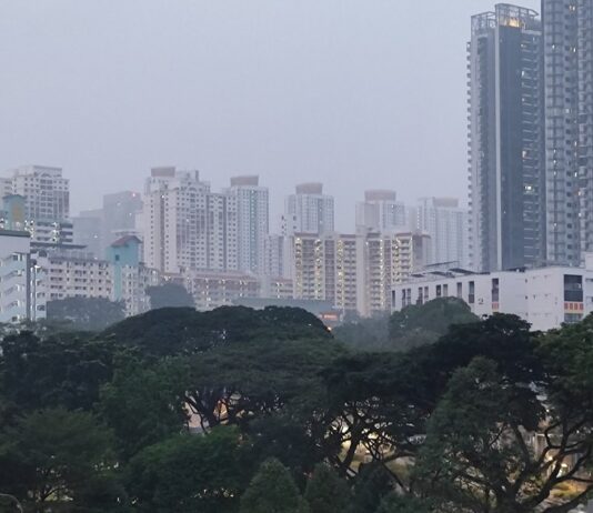 Haze over Toa Payoh HDB blocks in Singapore, 29 Sep 2026