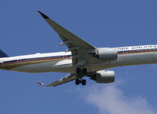 Singapore Airlines Airbus A350 in flight
