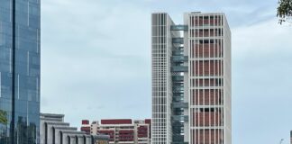 File photo of the State Courts Towers in Singapore, taken on 26 July 2022 (Photo: Wzhkevin / Wikimedia Commons, CC BY-SA 4.0)